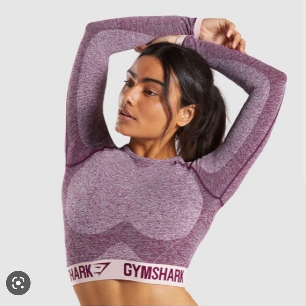 ✨GYMSHARK flex crop top✨